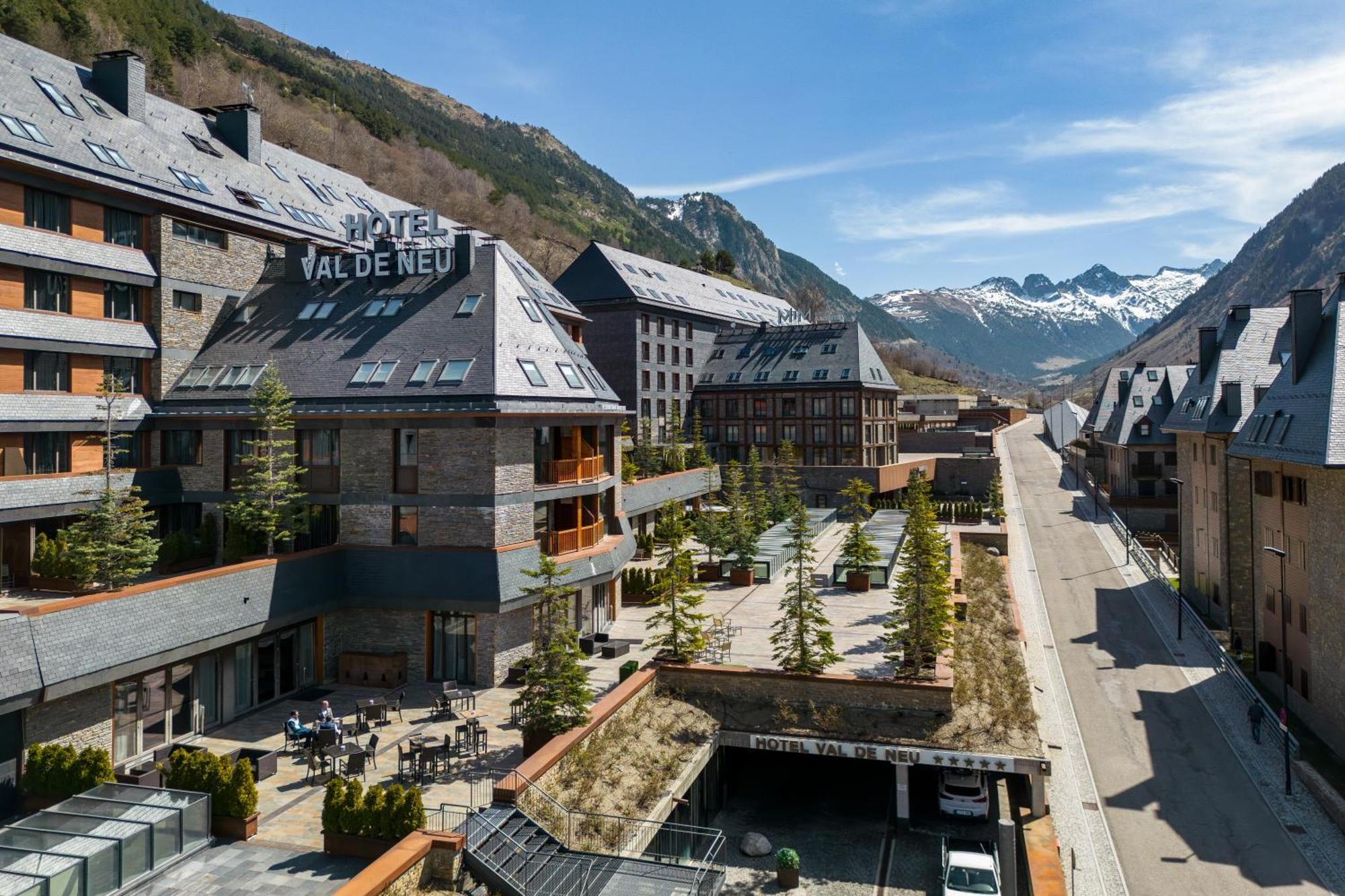 Hotel Val De Neu G.L. Baqueira Beret Buitenkant foto